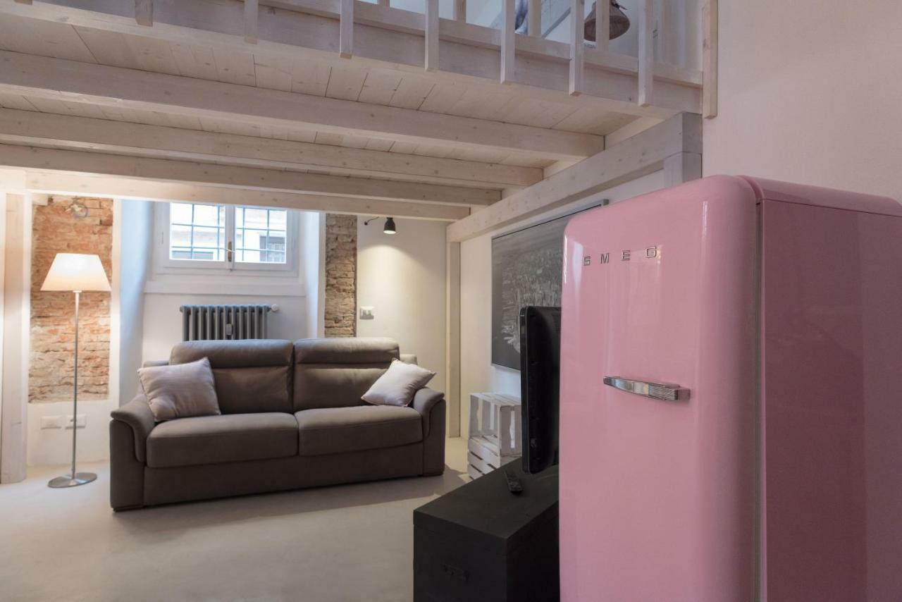 New Loft In The Heart Of Bologna Apartment Екстериор снимка